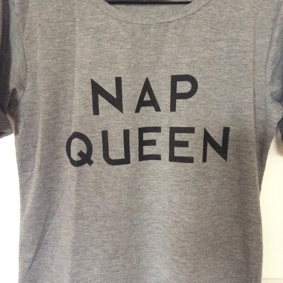 NWOT Gray Tee (Nap Queen) M - Picture 2 of 2